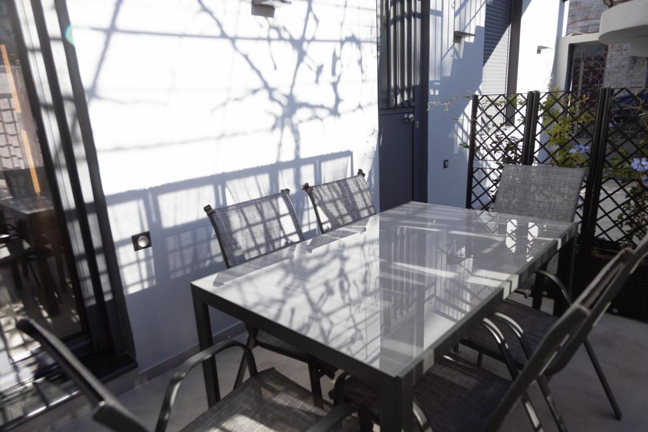 Billmar Luxury Apartment In The Center Of Gythio Bagian luar foto
